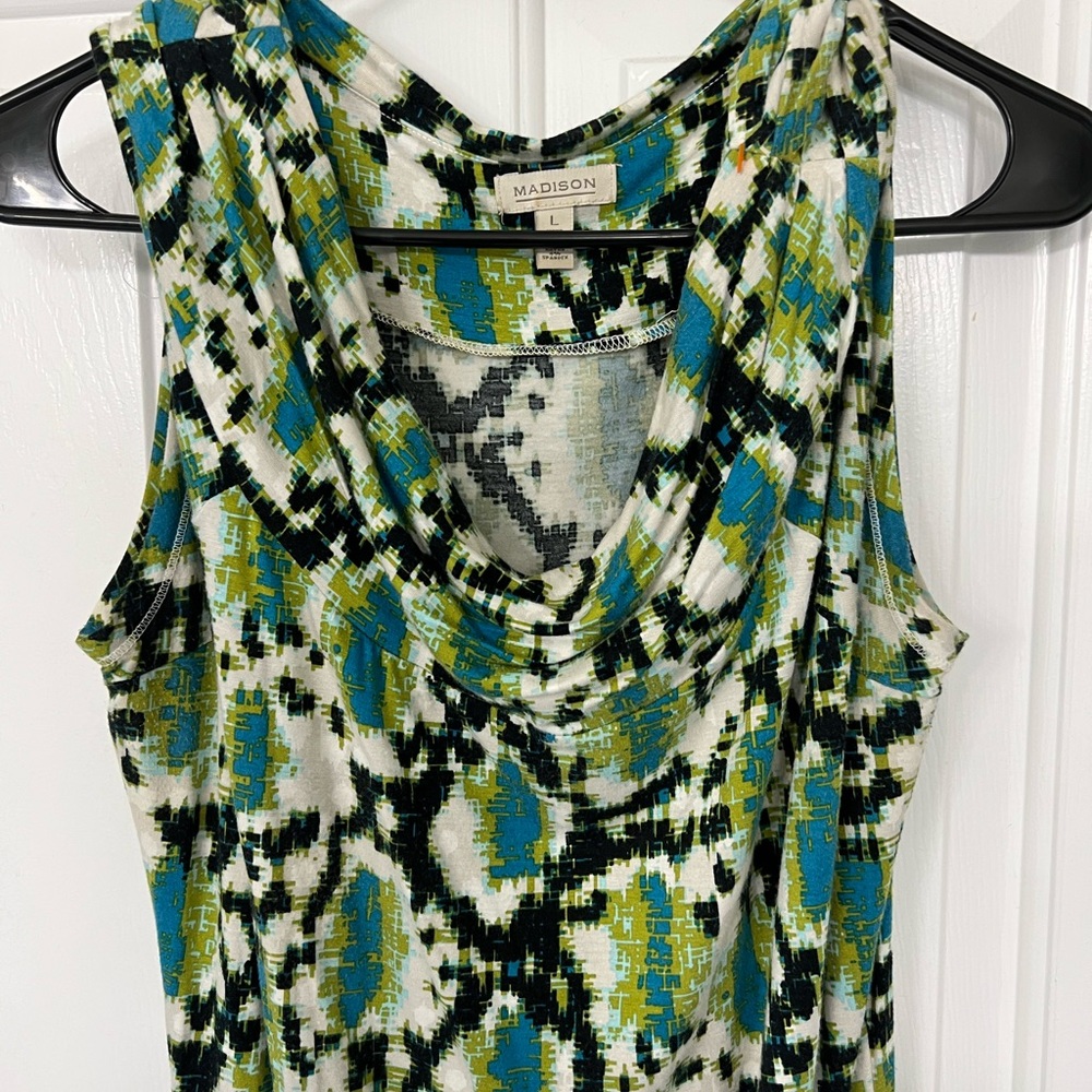 Madison Sleeveless Dress Size Large